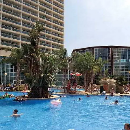 Medplaya Hotel Flamingo Oasis 