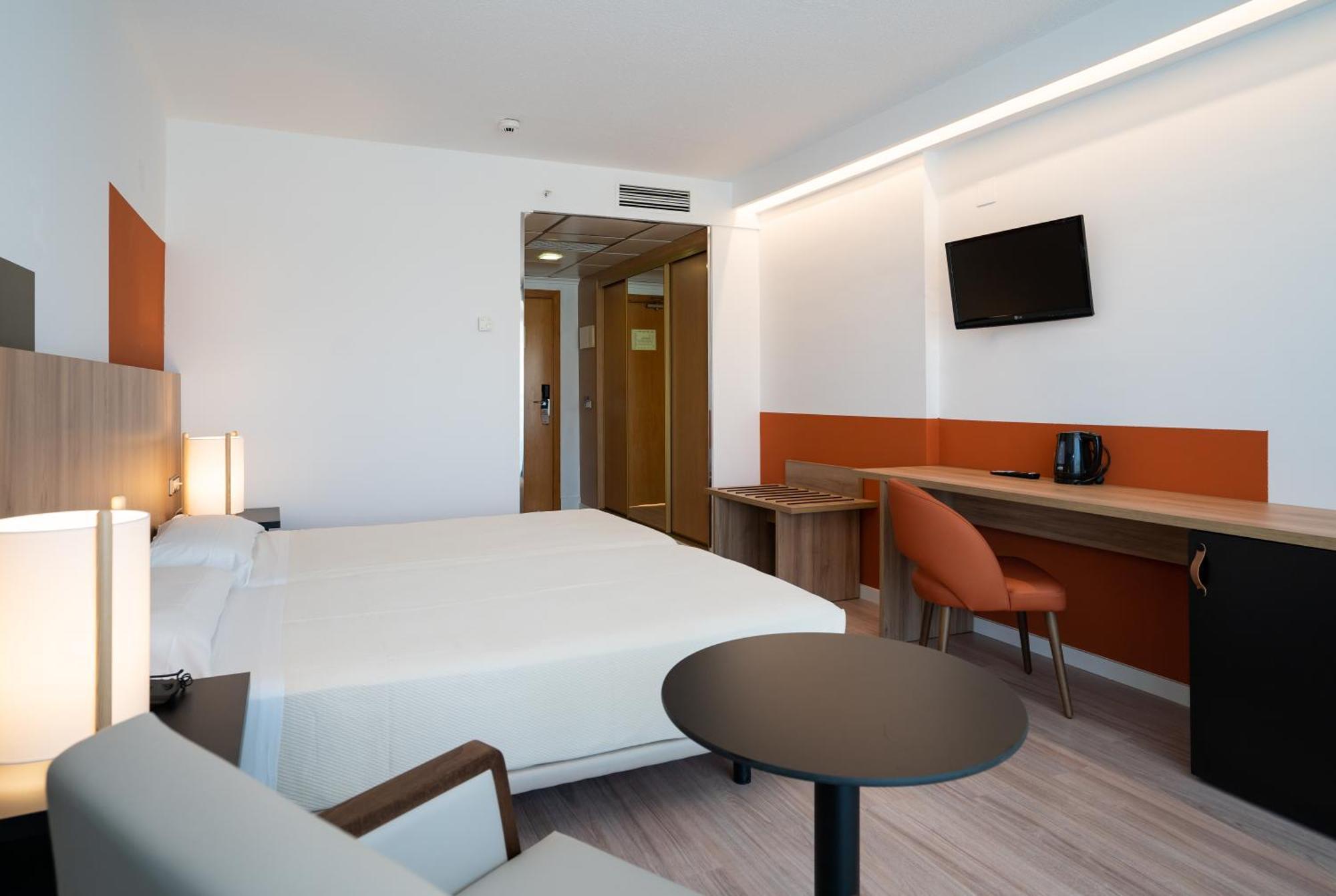 Hotel Medplaya Flamingo Oasis 4*